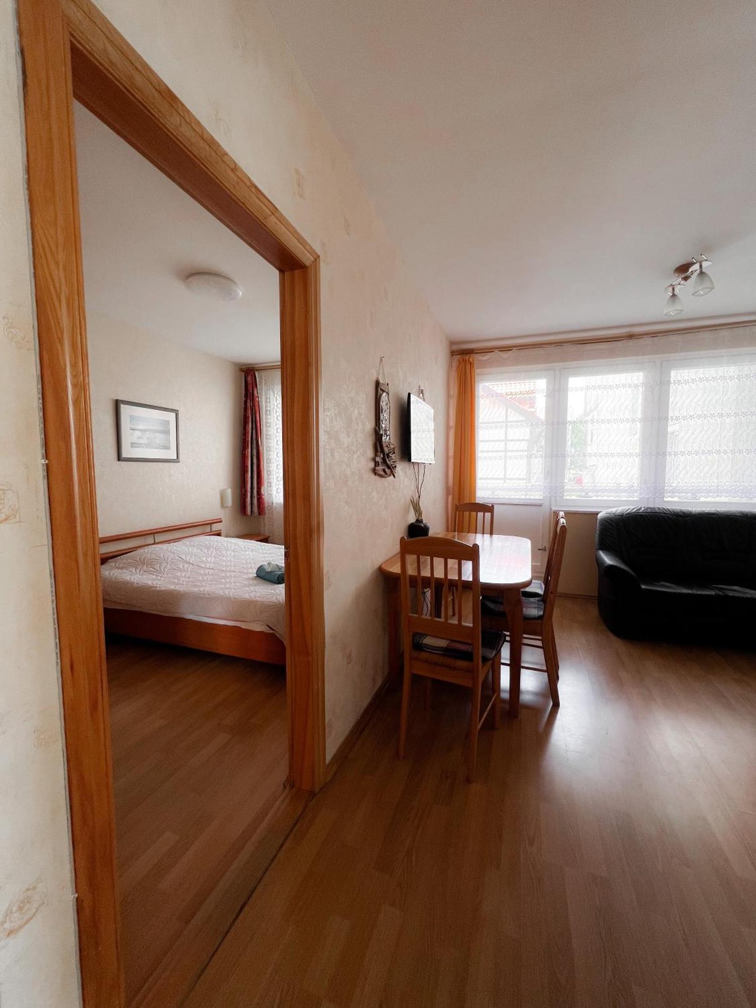 Apartment Juros Melis Nida Luaran gambar